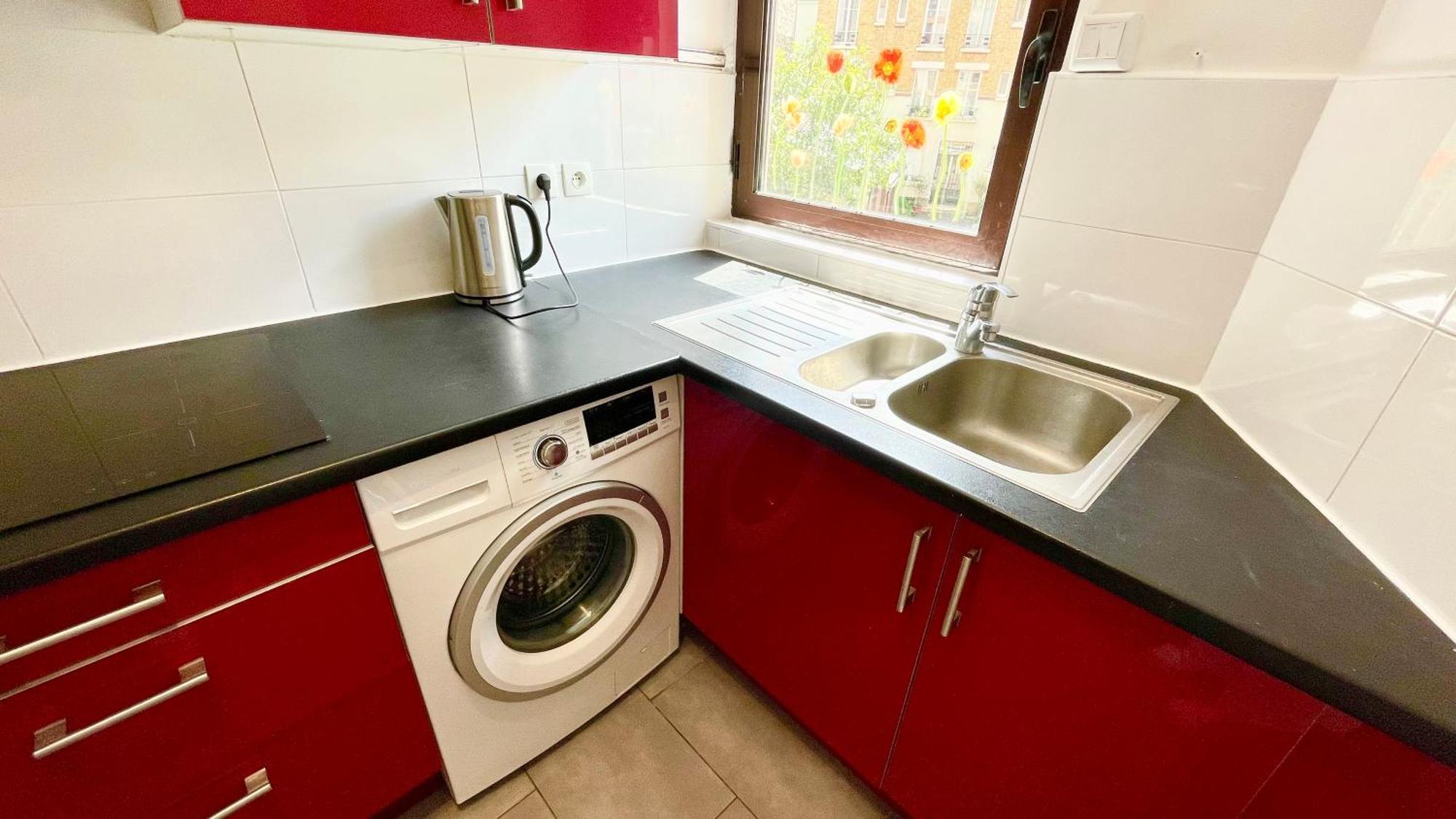 Avec Balcon, 5 Personnes Appartement *
